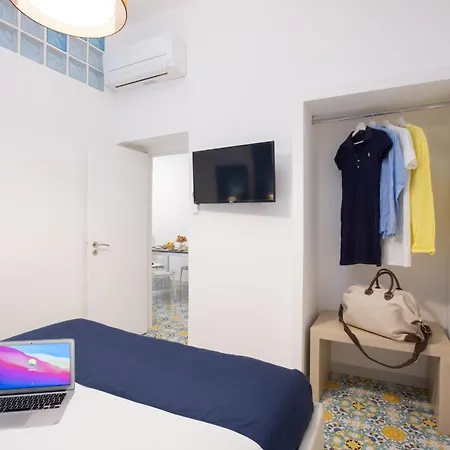 Brezza Marina-Authentic Sorrento Flat By The Beach Exterior photo