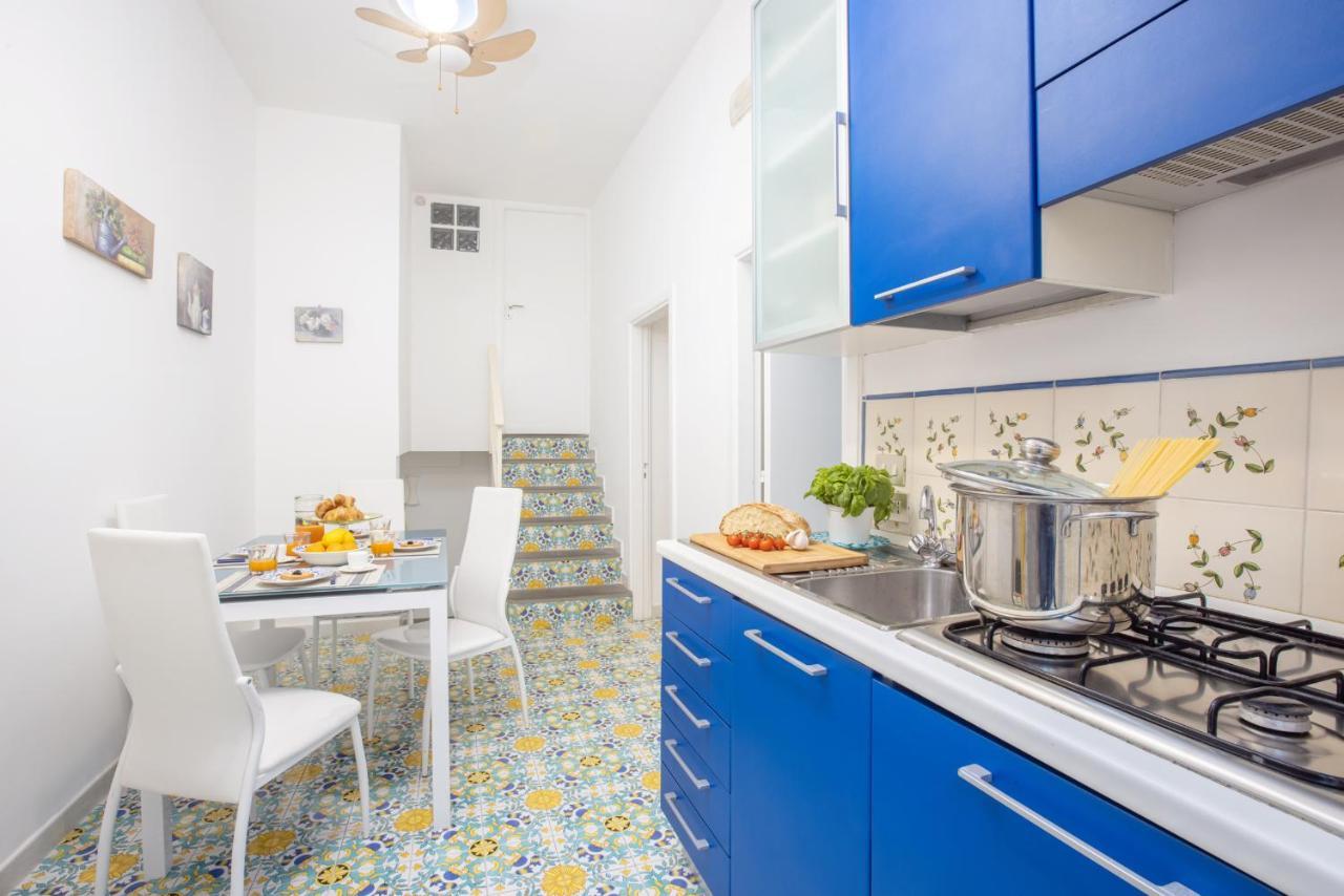 Brezza Marina-authentic Flat By The Sorrent
